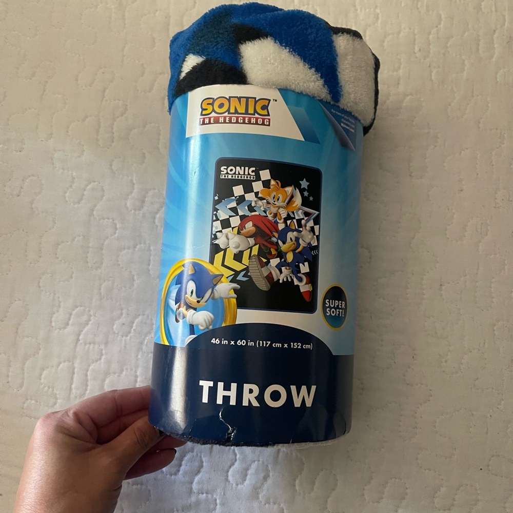 Sonic the Hedgehog Throw Blanket
